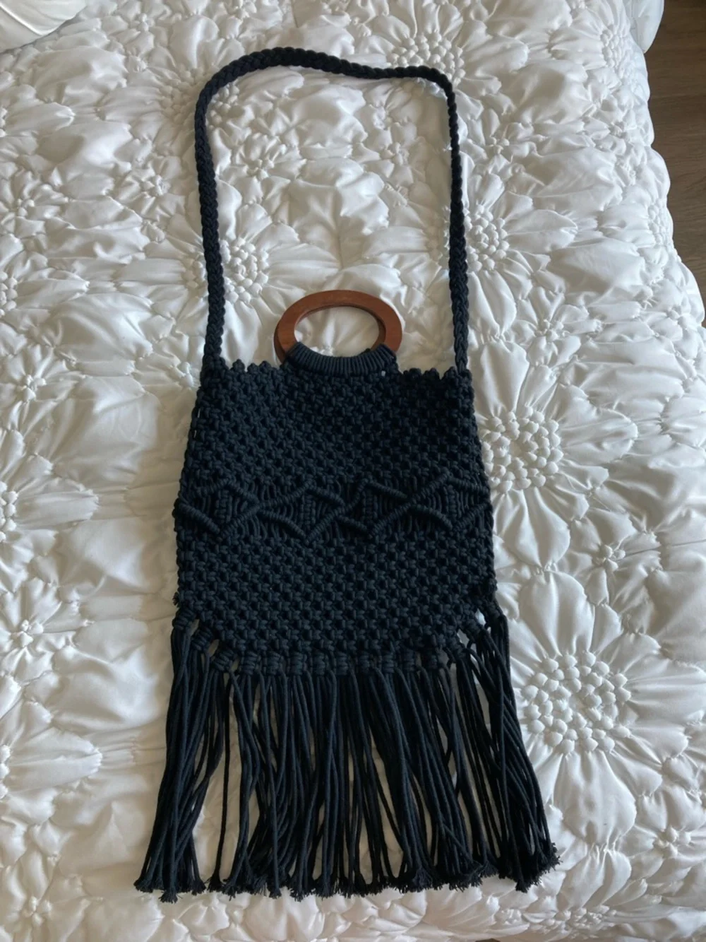 Handwoven Black Macramé Fringe Crossbody Bag with Wood Handle danielle nicole - Picture 1 of 6